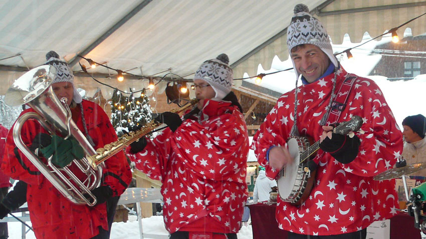 Jazz band A Ski - Arrivée du père Noël - Marché de Noël - Arbre de Noël